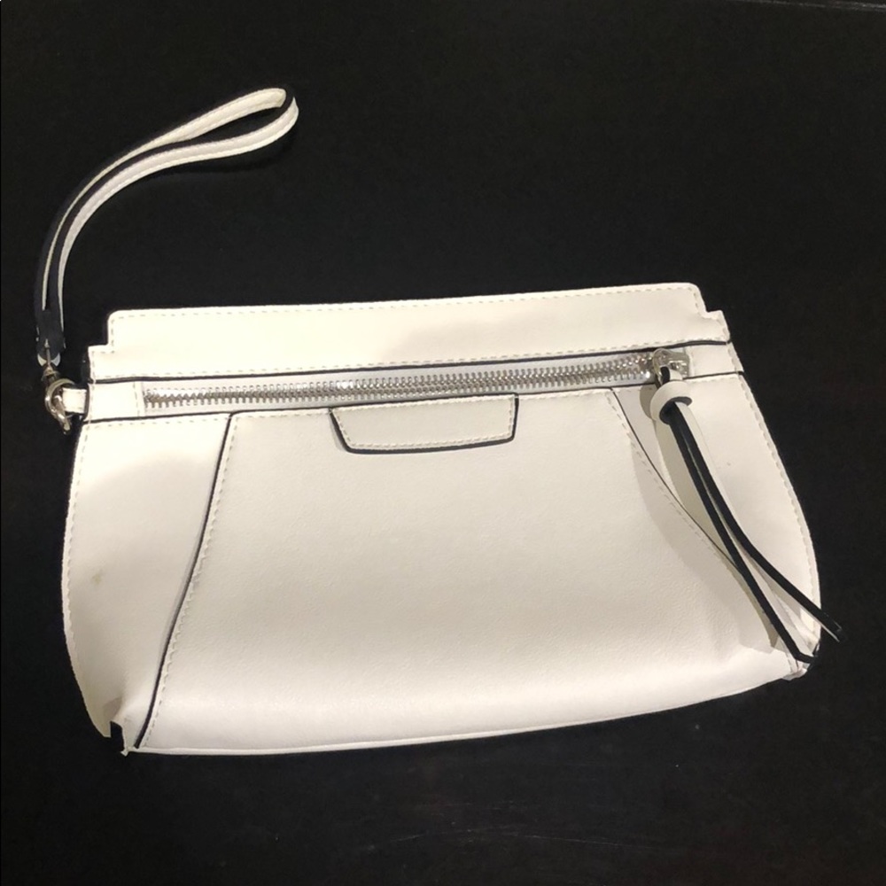 White clutch